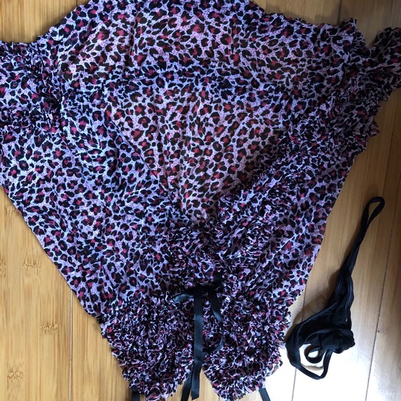 Lingerie - Picture 4 of 11